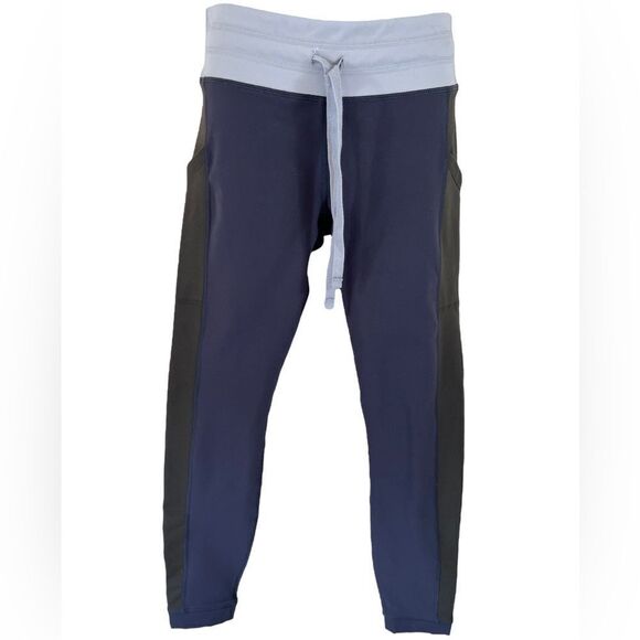 Fabletics Powerhold Grey/Olive Green Colorblock Cargo Leggings - Picture 9 of 9